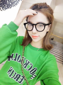 Alice Wang 2016新款韓版休閑寬松圓領(lǐng)蝙蝠袖印花字母套頭衛(wèi)衣 簡(jiǎn)約時(shí)尚新風(fēng)尚